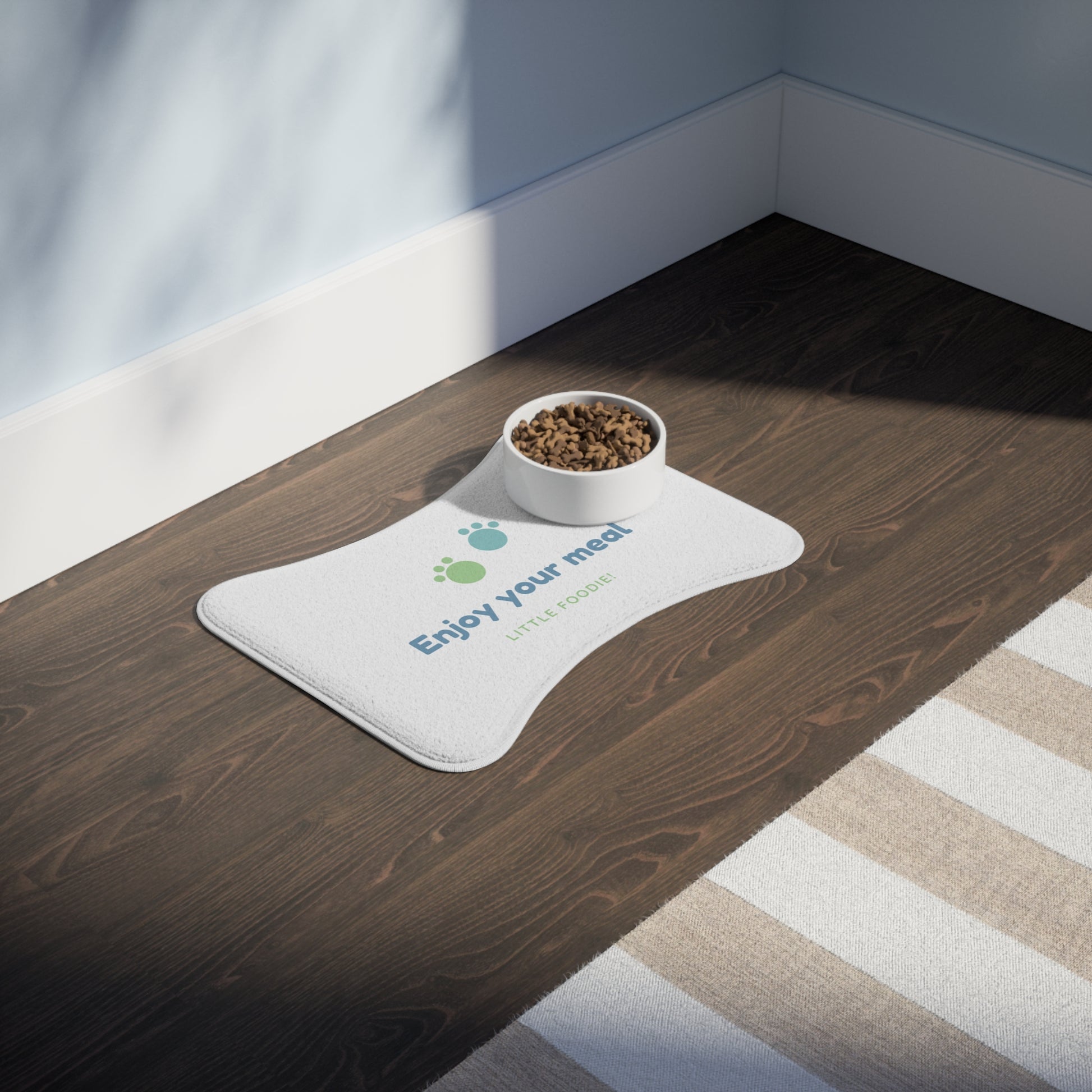 Comfortable feeding mat for pets