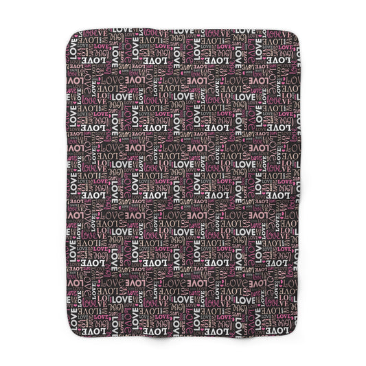 Fleece blanket with love print